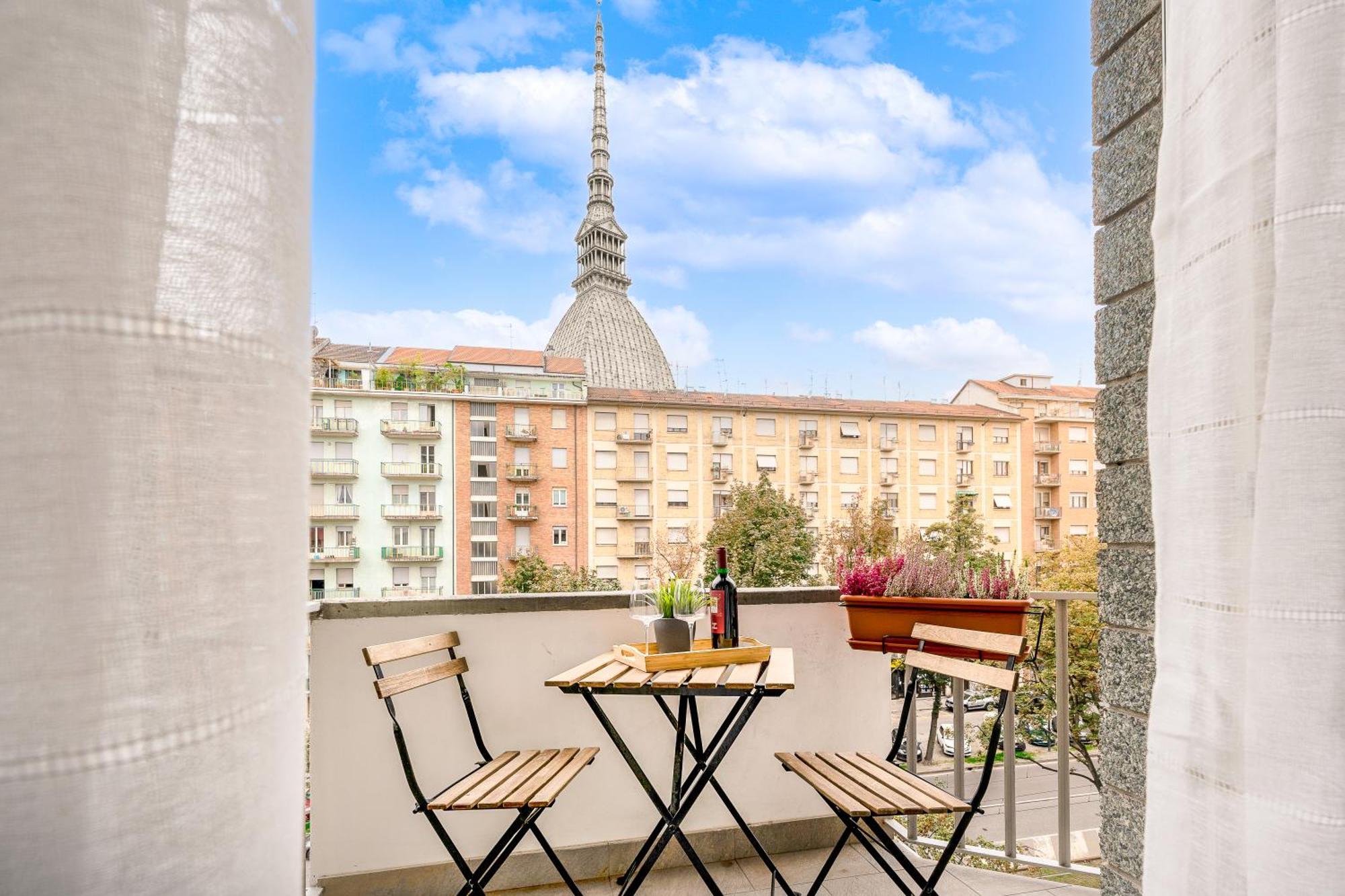 Appartamenti Vista Mole, Centro A 15 Min - Luxury Suites & Fast Wifi تورينو المظهر الخارجي الصورة